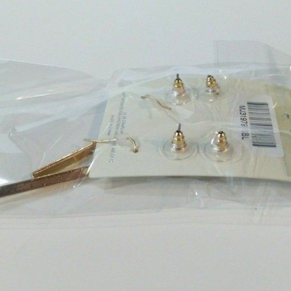 3/$10 Gold Tone Blue Square & Dangle Earrings 3pc - Picture 6 of 6